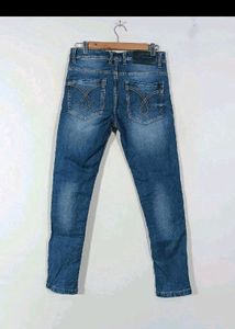 CALVIN KLEIN JEANS