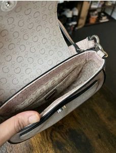 100%AUTHENTIC GUESS PURSE
