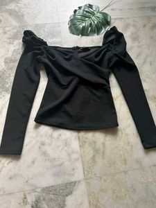 Chic Black Long Sleeve Top