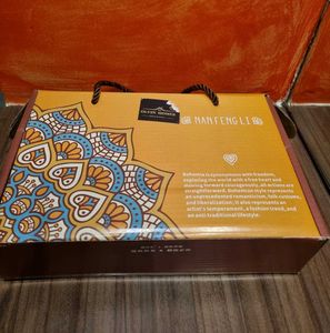 SET 2 CERAMIC BOWL NEW IN BOX
