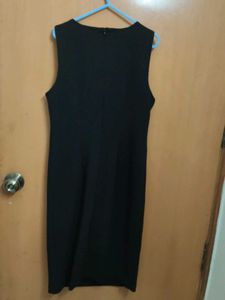 Chic Black Dress ( Brand New)