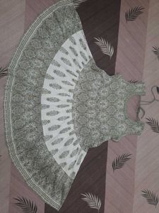 Anarkali Printed Kurti (Grey & White)