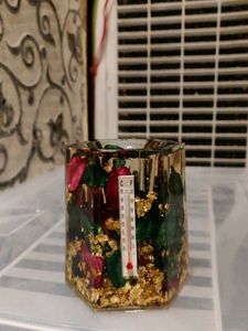 Nice Showpiece And Pen Stand Amazing Design