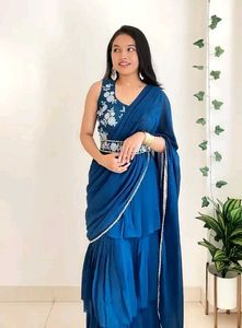 beautiful lehenga saree😍💗