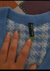 Tokyo Talkies Trending Sweater Vest