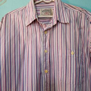 Selective Fashion Shirt.