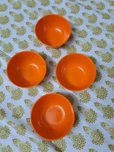 04 Plastic Bowl Set
