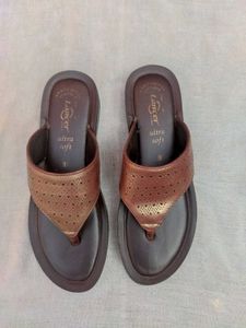 “Ladies Soft Comfort Chappal – Like New Condition”