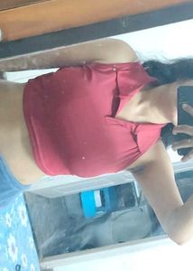 Maroon Collar Crop Top
