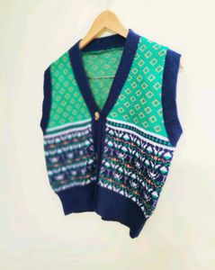 Patterned Knit Vest size-40