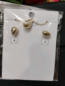 Jewelry Set: Necklace &amp; Earrings