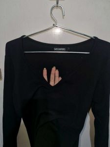 Chic Black Cutout Sweetheart Neck Top