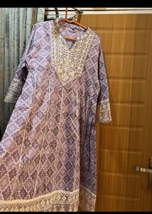 Elegant Lavender Kurta Set With Dupatta