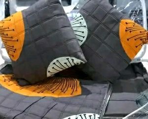 🥰Bedsheets N Pilo Cover🥰 Set Of 5