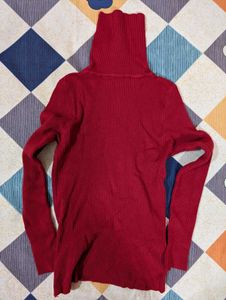 Savana Red Turtleneck Top