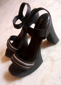 Y2k Glamorous Heels✨
