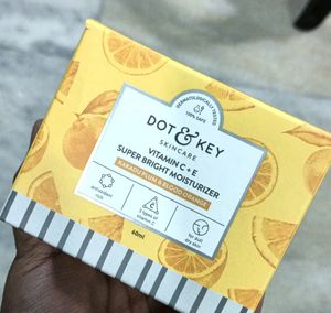 Dot &amp; Key Vitamin C+E Super Bright Moisturizer 💛