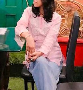 Hand Embroidered Chikankari Kurti