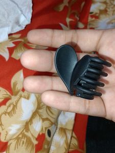 Black Heart Claw Clip