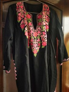 Woolen Kashmiri Phiran with Aari Embroidery