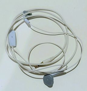 Samsung Wire Earphone With Mic For All Smartphone