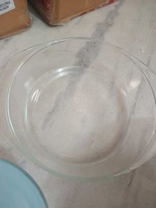 3 Dinner Glass Containers with Lids