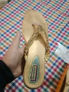 GOLD COLOUR HEELS