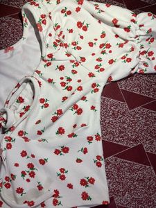 Floral Puff Sleeve Crop Top