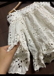 Korean Top