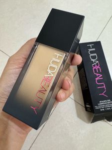 NEW!! HUDA BEAUTY Foundation - CREME BRULEE 150G