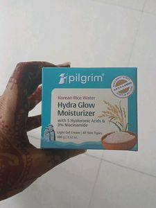 Pilgrim Hydra Glow Moisturizer