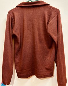 This Is A Brown Top Well-fitted 🤎