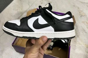 NIKE PANDA DUNKS UK 7