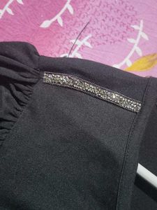 Dressberry Black Solid Regular Top