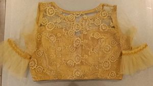 I Am Selling A New Blouse