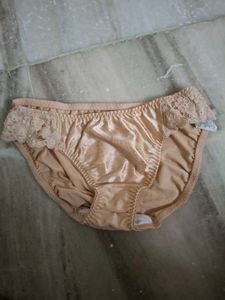Set Of 4 Underpanties For Year 11 To 14 Old Girl