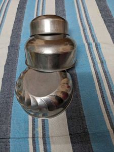 2  Steel Big Bowl And1 Medium Bow