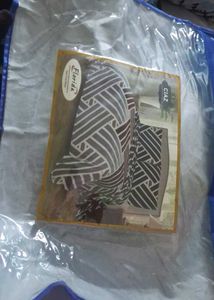 Stylish Patterned Bedsheet With Pillow Covers