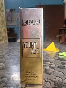 Glam Goddess Young Age Foundation