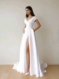Newme Slit Dress 🤍