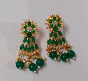 Green Colour Kundan Jewellery Set