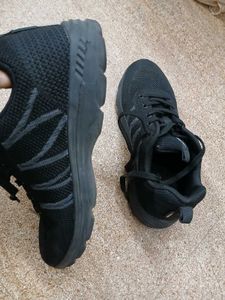 Mochi Activ Running Shoe(Unisex),  5.5(39) Size