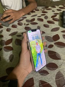 Apple iPhone 13 - White - Excellent Condition!