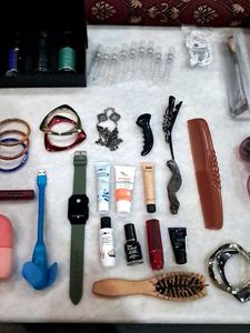 Beauty &amp; Accessory Bundle