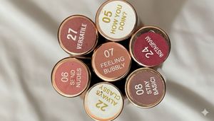 Insight 24 hrs Matte Lipstick bundle