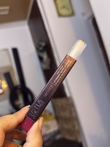Lotus Lipstick