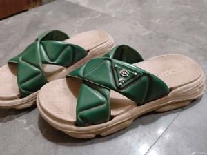 Slipper