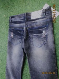 Stylish Black Wash Jeans