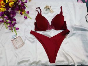 🇳🇿💫♥️maroon Bra &amp; Panty Set