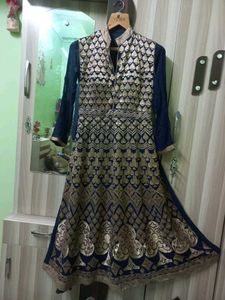Nevey blue 💙 Embroidered Kurta